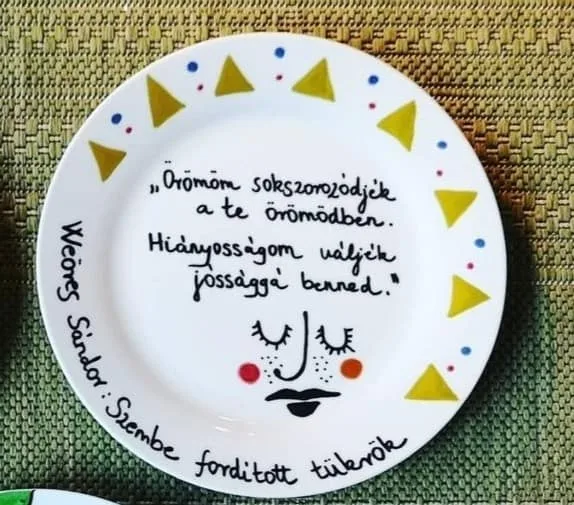 Weöres Sándor verses tányér