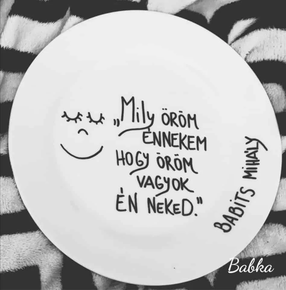 Babits tányér