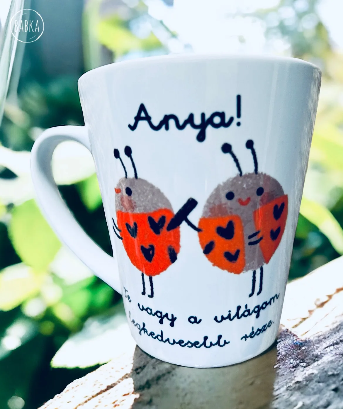 Katica (Anya) (tejeskávés) (Te vagy a világom legkedvesebb része.)