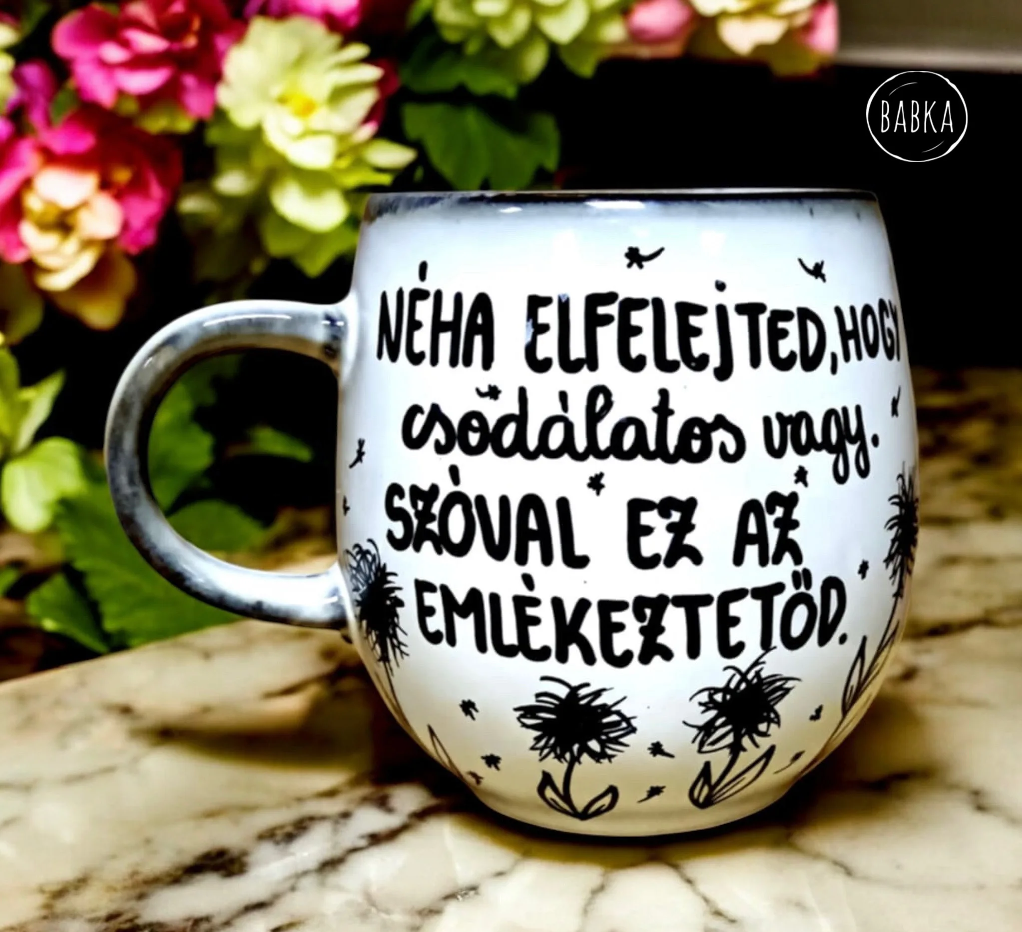 "Csodálatos vagy" bögre