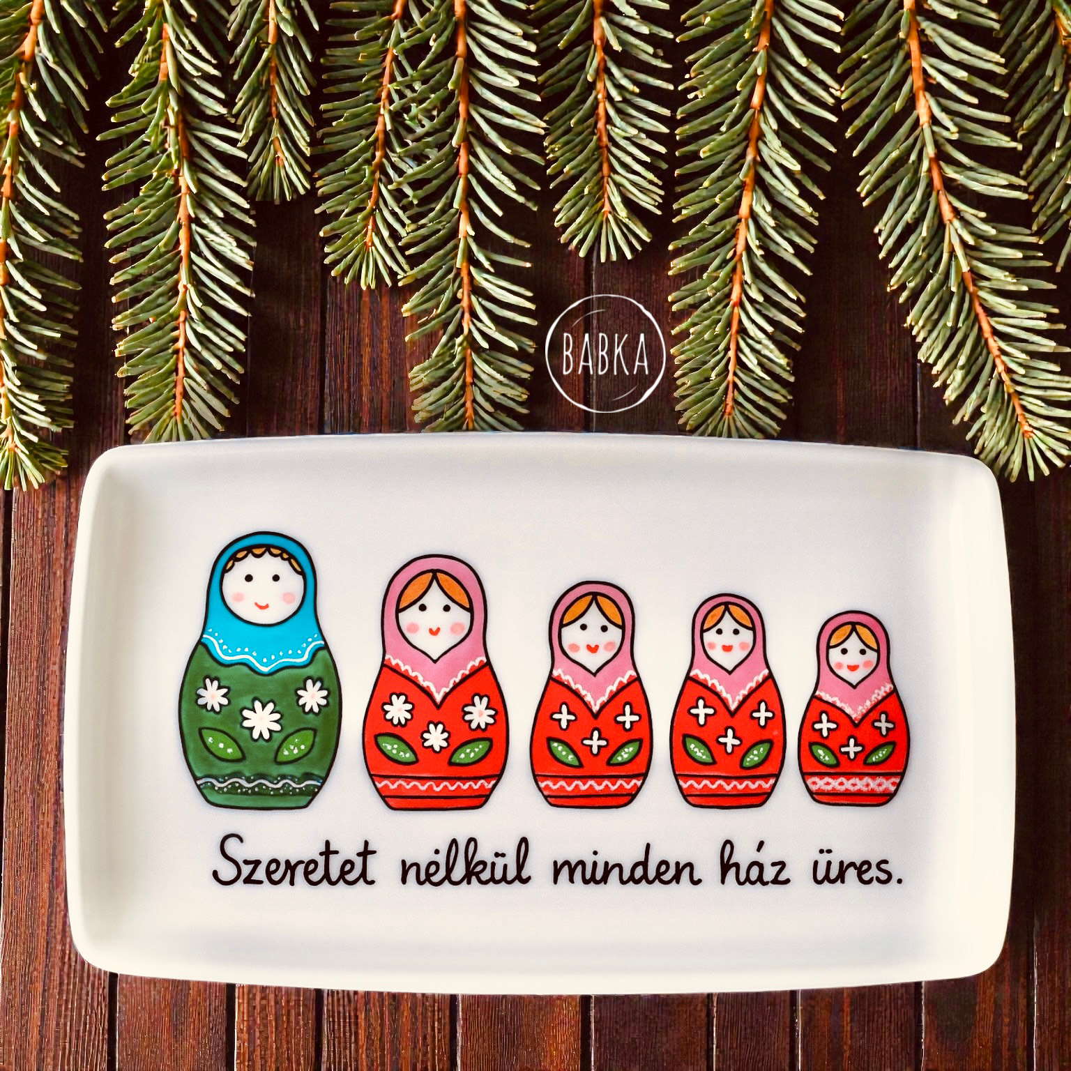 Seteményes tálca (babák)