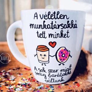 Munkahelyi barátság (kávé-fánk)