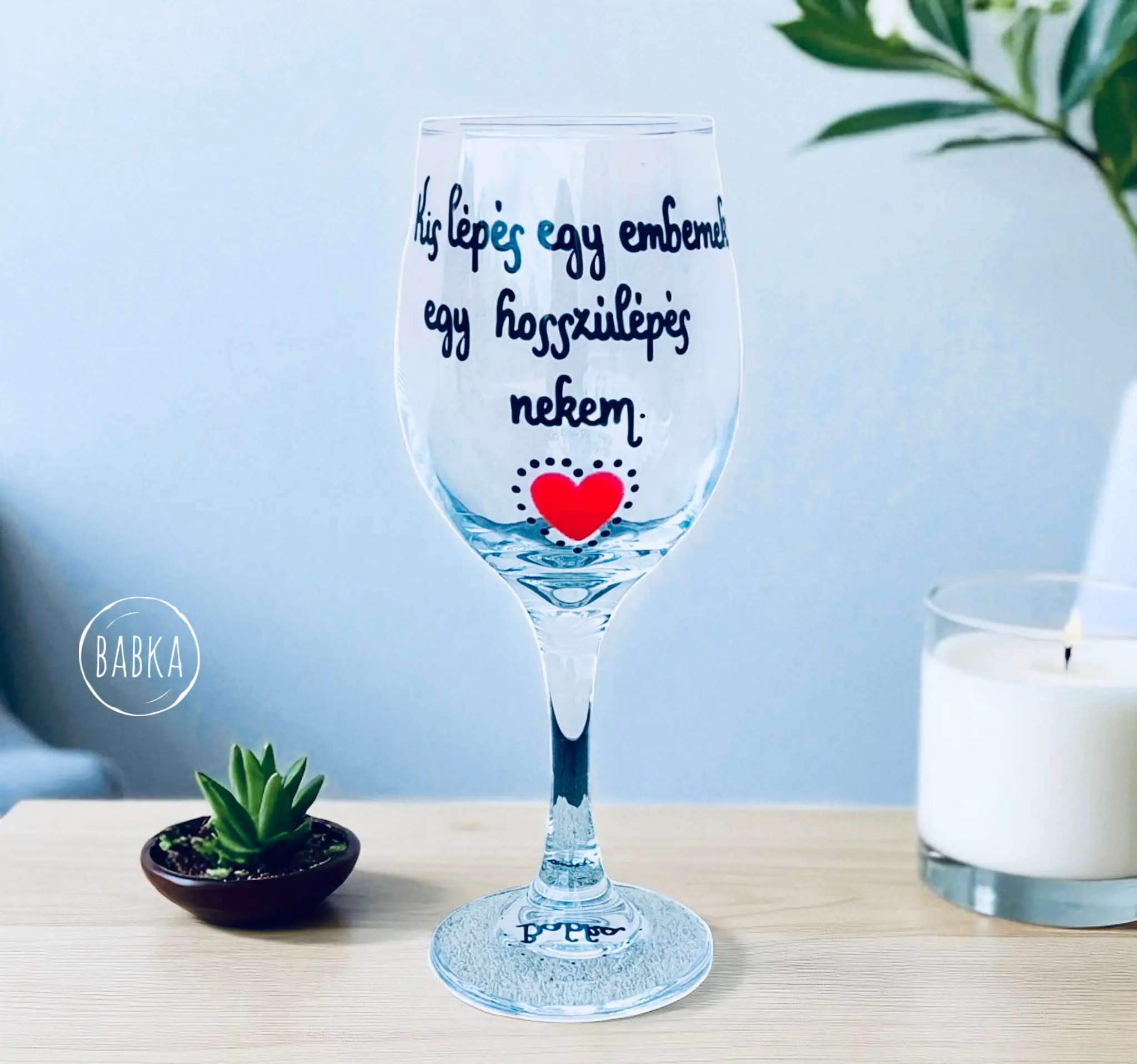 Egy hosszúlépés nekem (boros)