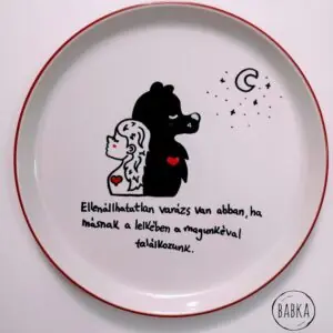 Varázs (SZÍN A TÁNYÉR PEREMÉRE VONATKOZIK)