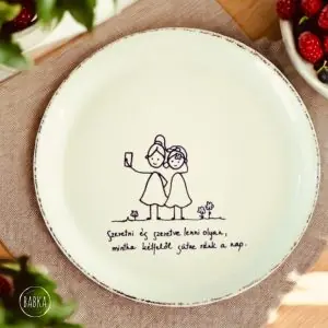 Szeretni - tányér (21cm) (Szeretni és szeretve lenni olyan, mintha kétfelől sütne ránk a nap.)