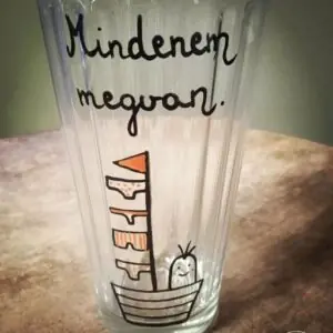 Mindenem megvan üvegpohár (3dl)