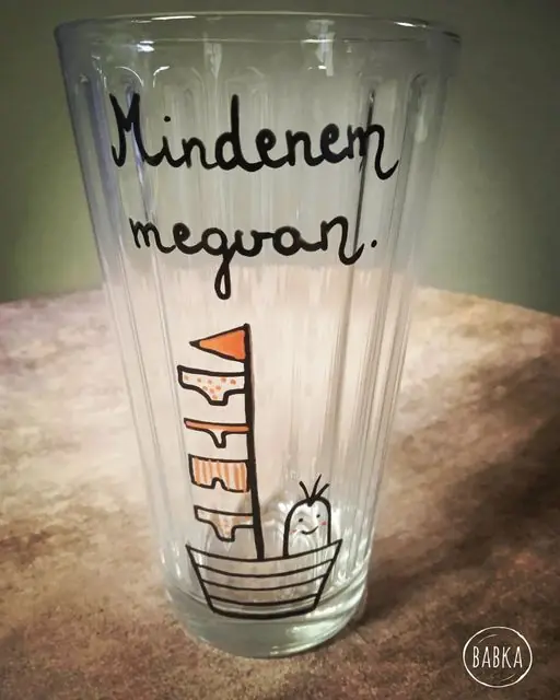 Mindenem megvan üvegpohár (3dl)