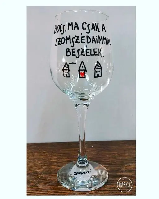 "Szomszéddal beszélő" - borospohár