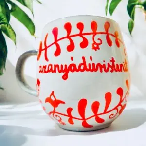 Azanyádúristenit bögre