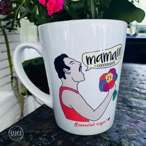 Mama - Bögre (Freddie Mercury) tejeskávés