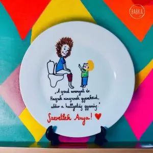 Anya tányér (A csend aranyat ér. Hacsak nincsenek gyerekeid, akkor a hallgatás gyanús.)