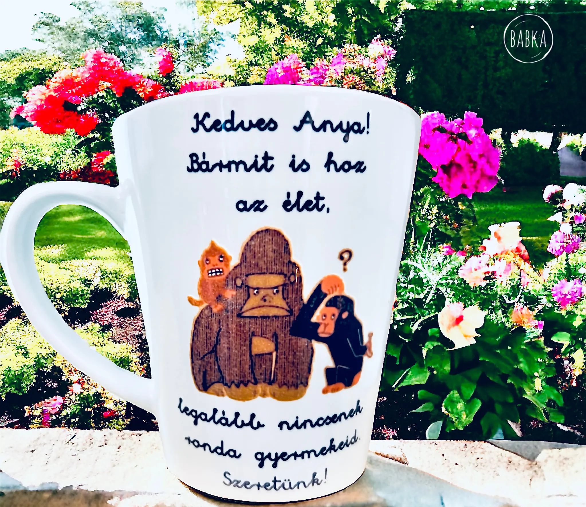 Maki tesók (hármas) (Anya) (tejeskávés) (Legalább nincsenek ronda gyerekeid.)