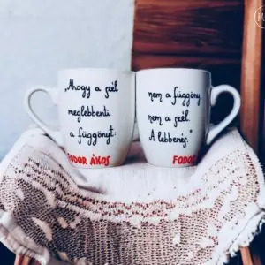 Fodor Ákos: Szerelem (3,6dl) (Ahogy a szél meglebbenti a függönyt: nem a függöny, nem a szél. A lebbenés)