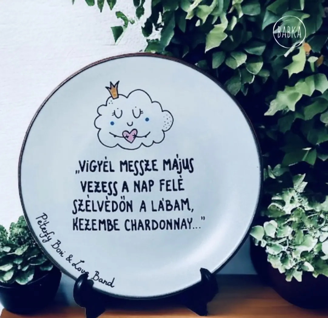 Vigyél messze Május! (desszeretes)