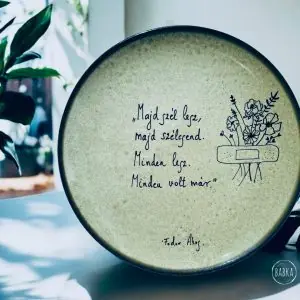 Fodor Ákos- Monolit (Majd szél lesz, majd szélcsend. Minden lesz. Minden volt már.)