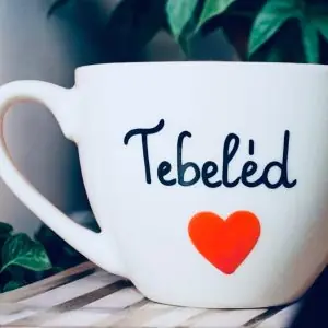 Tebeléd csésze