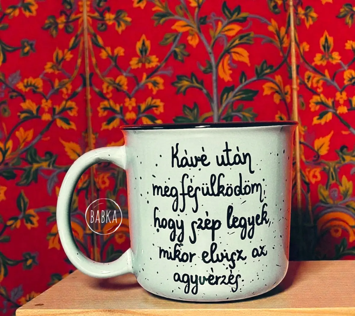 "Megfésülködöm" bögre