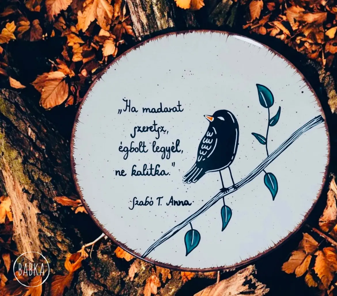 Senki madara tányér