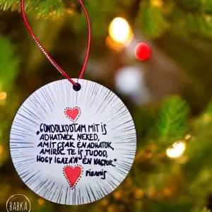 Piramis-Ajándék (karácsonyfadísz)