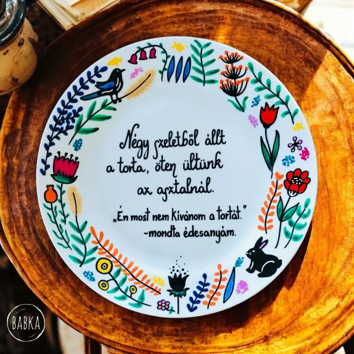 "Négy szeletből állt a torta." (anya) (tányér)