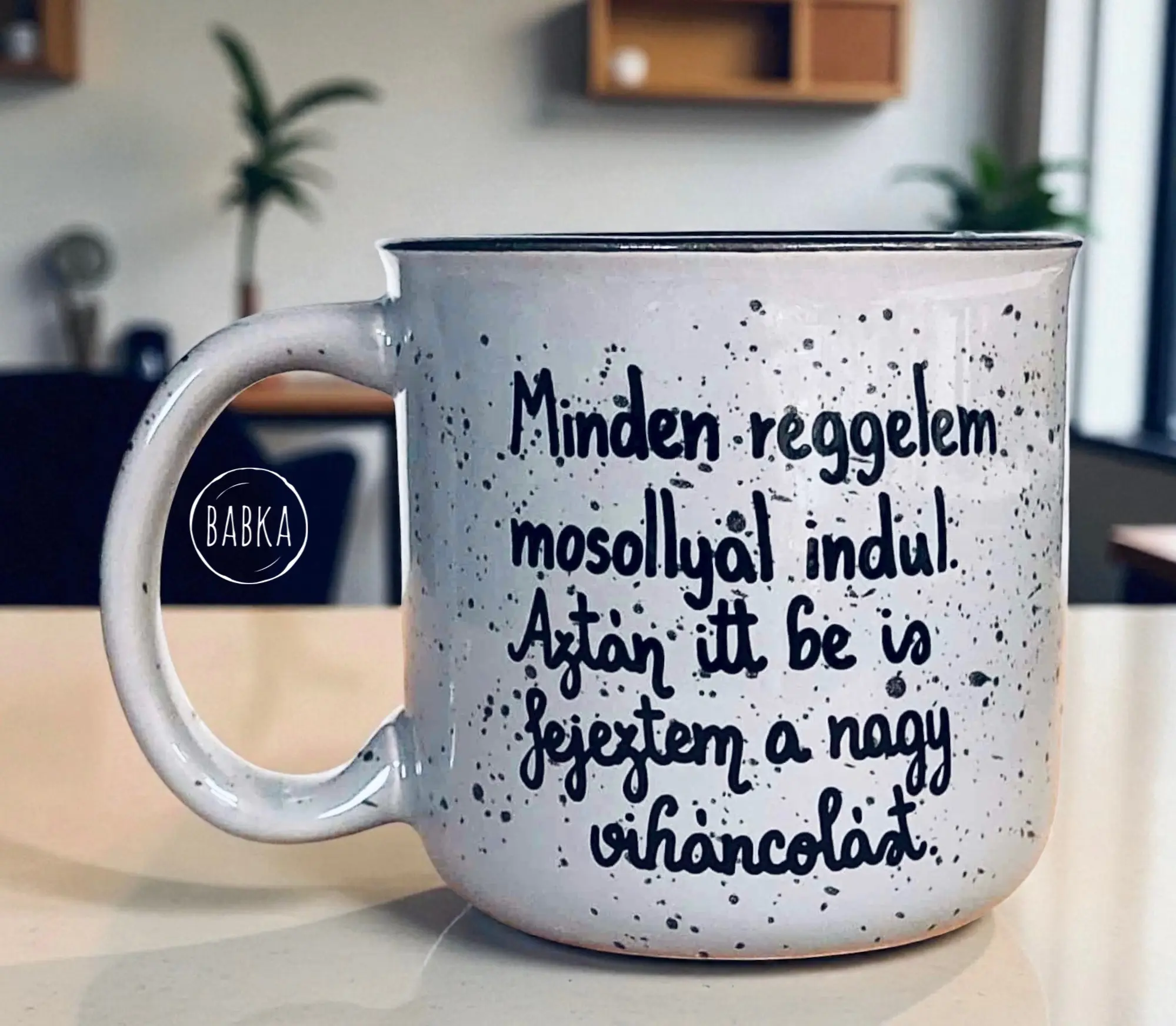 Minden reggel (bögre)